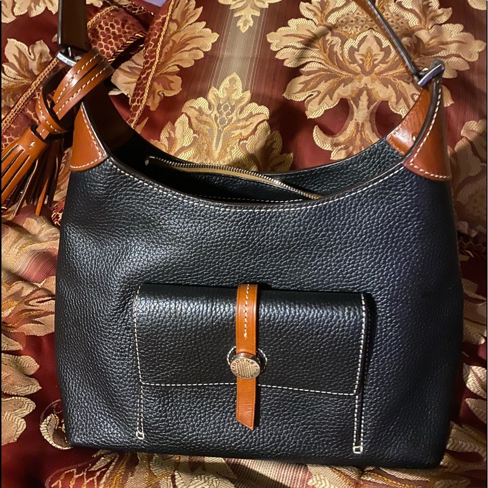 Dooney Bourke designer Pocketbook